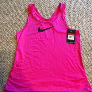 Women’s Nike dri-fit tank